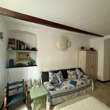 Trentapassidalmare Quinto Al Mare Apartment Генуа Екстериор снимка
